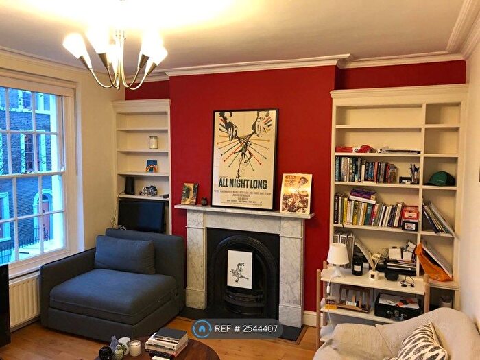 2 Bedroom Maisonette To Rent In Remington Street, London, N1