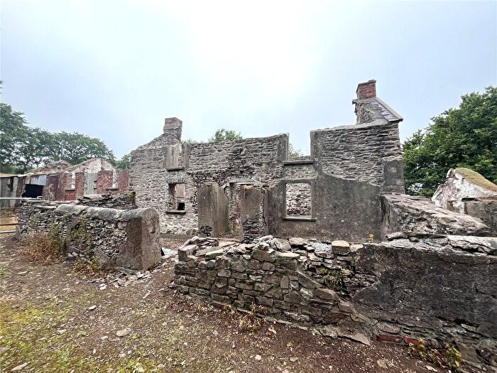 Cottage For Sale In Taylors Lake, Pembroke, Pembrokeshire, SA71