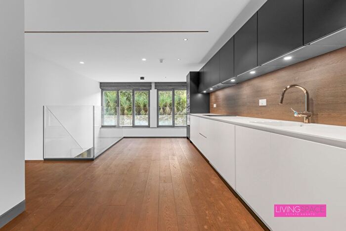 3 Bedroom Flat To Rent In Lancaster Grove, Belsize Park, NW3