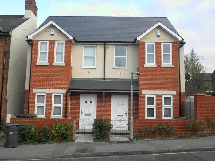 3 Bedroom Semi-Detached House To Rent In Hayle Road, Maidstone, ME15