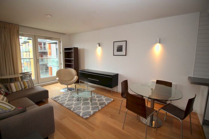 2 Bedroom Apartment To Rent In Skyline Central, Goulden Street, Northern Quarter, Manchester, M4