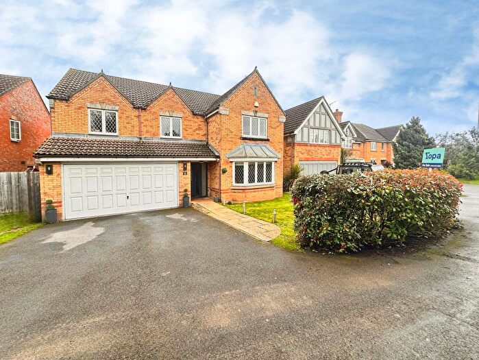 5 Bedroom Detached House For Sale In Amber Rise, Sittingbourne, ME10