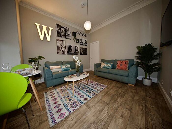 1 Bedroom Flat To Rent In Cleghorn Street, Dundee, DD2