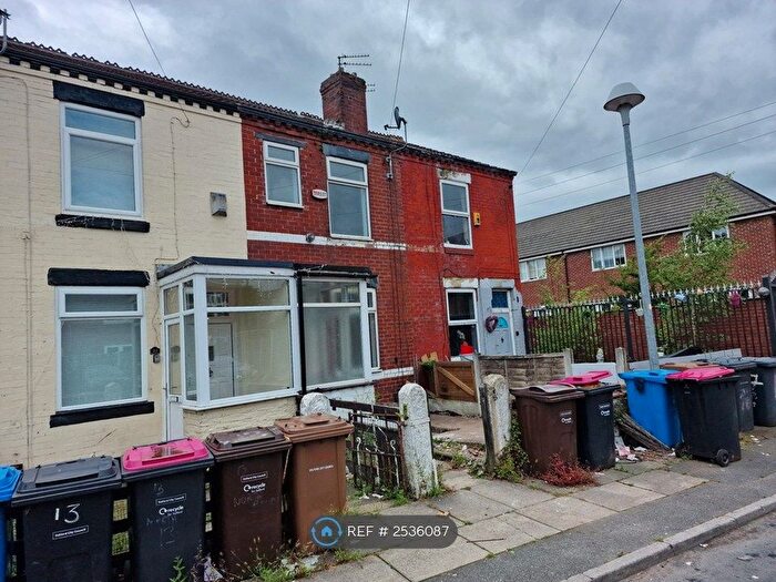2 Bedroom Terraced House To Rent In Northbourne Street, Salford, M6