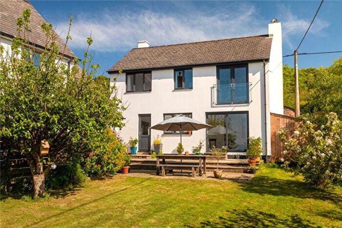 4 Bedroom Detached House For Sale In Barnstaple, Devon, EX32