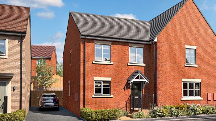 3 Bedroom Semi Detached House For Sale In Whalley Old Road, Blackburn, BB1