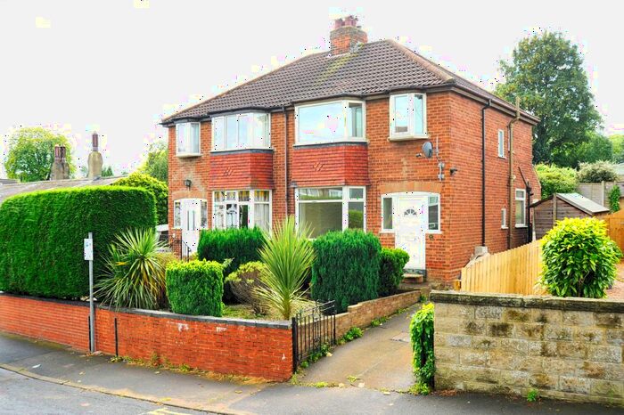 3 Bedroom Semi-Detached House To Rent In Hambleton Grove, Knaresborough, HG5