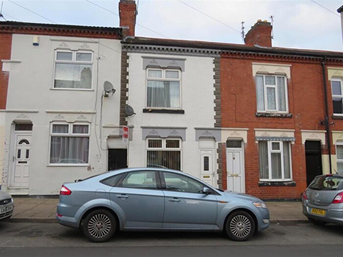 3 Bedroom Terraced House To Rent In Beatrice Road, Newfoundpool, LE3