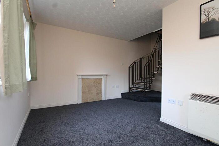 1 Bedroom End Of Terrace House To Rent In Nightingale Court, Peterborough, PE4