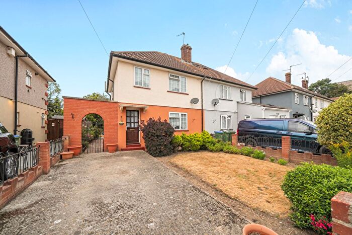 3 Bedroom Semi-Detached House For Sale In Page Crescent, Erith, DA8