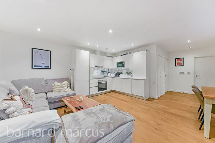 1 Bedroom Flat To Rent In Bemish Road, London, SW15