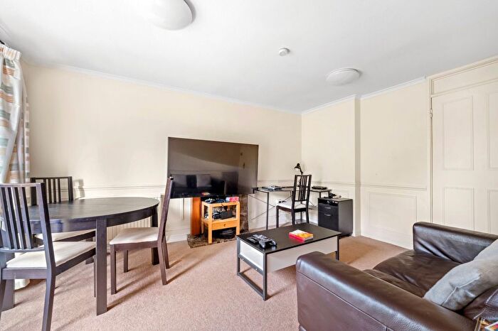 1 Bedroom Flat To Rent In Rum Close, Wapping, E1W