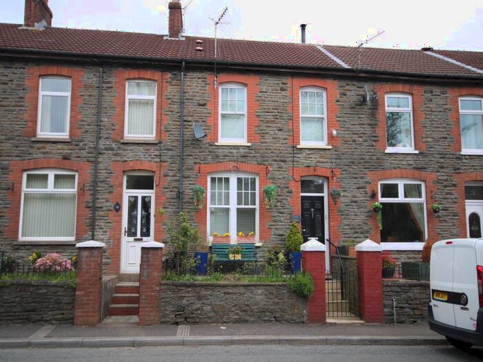 1 Bedroom Property To Rent In Cwtch Cottage, Penybryn Terrace, NP12