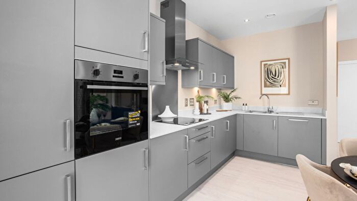2 Bedroom Flat For Sale In Frost House, Podd Street, Barking, IG11