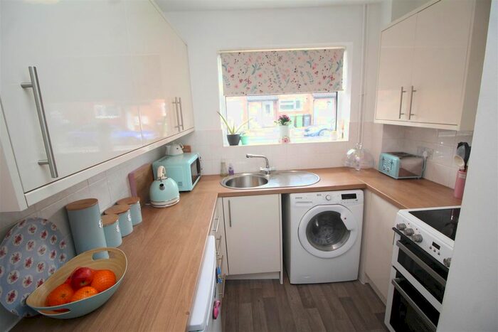 1 Bedroom Property To Rent In Cranemore, Peterborough, PE4