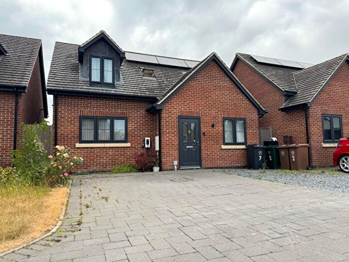 3 Bedroom Detached House For Sale In Portchester Leys, Newhall, Swadlincote, DE11
