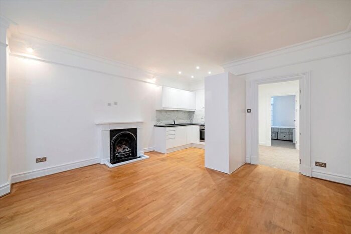 1 Bedroom Flat To Rent In Southwell Gardens, South Kensington, SW7