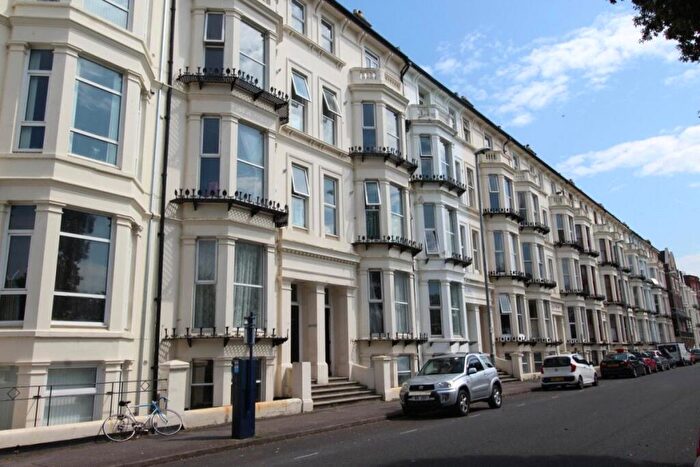 1 Bedroom Flat To Rent In Western Parade, Southsea, Hampshire, PO5