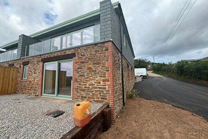 3 Bedroom Property To Rent In New Portreath Road, Redruth, TR16