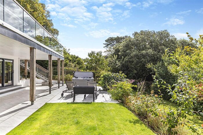 4 Bedroom Detached House For Sale In St. Peters Road, Flushing, Falmouth, TR11