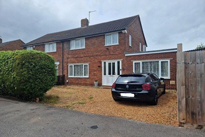 4 Bedroom Property To Rent In Gorham Way, Dunstable, LU5
