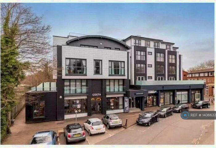 2 Bedroom Flat To Rent In Hannover House, Virginia Water, GU25