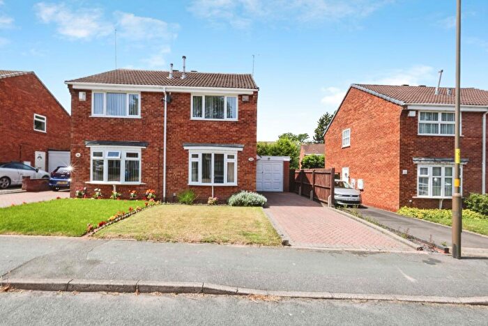 2 Bedroom Semi-Detached House For Sale In Rea Valley Drive, Birmingham, West Midlands, B31