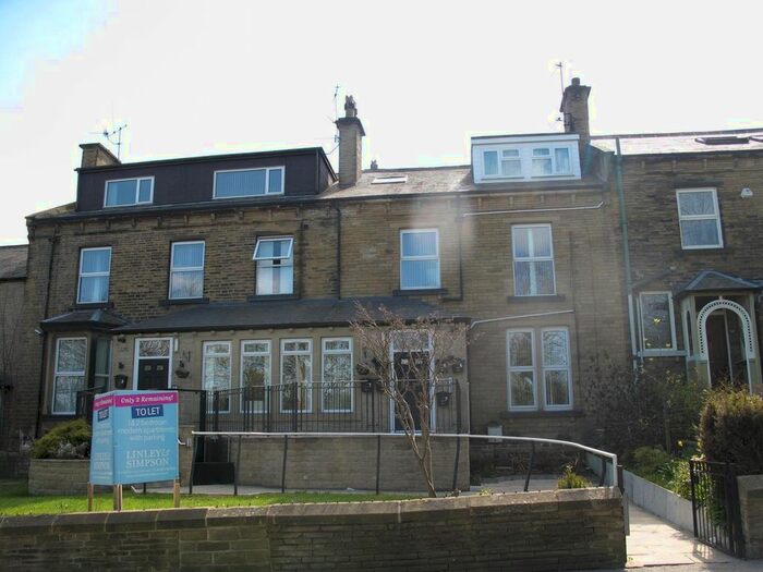 1 Bedroom Flat To Rent In Kirkgate, Shipley, West Yorkshire, Uk, BD18