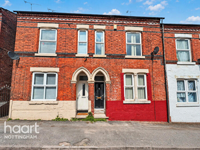 2 Bedroom Terraced House For Sale In Holborn Avenue, Sneinton, NG2