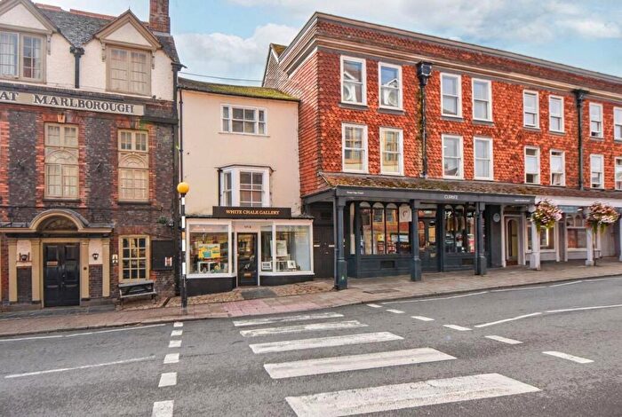 1 Bedroom Apartment To Rent In The Parade, Marlborough, Wiltshire, SN8