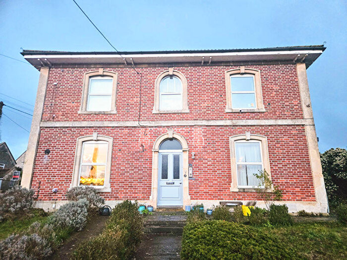 1 Bedroom Flat To Rent In The Elms, Holt, BA14