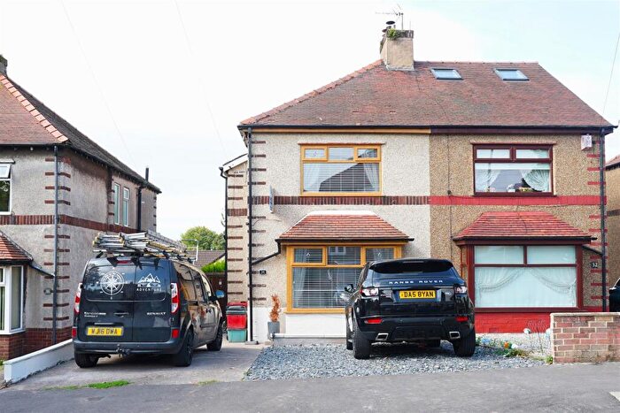 3 Bedroom Semi-Detached House For Sale In Holebeck Road, Barrow-In-Furness, LA13