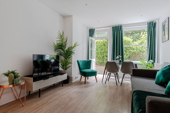 1 Bedroom Flat To Rent In Trebovir Road, London, SW5