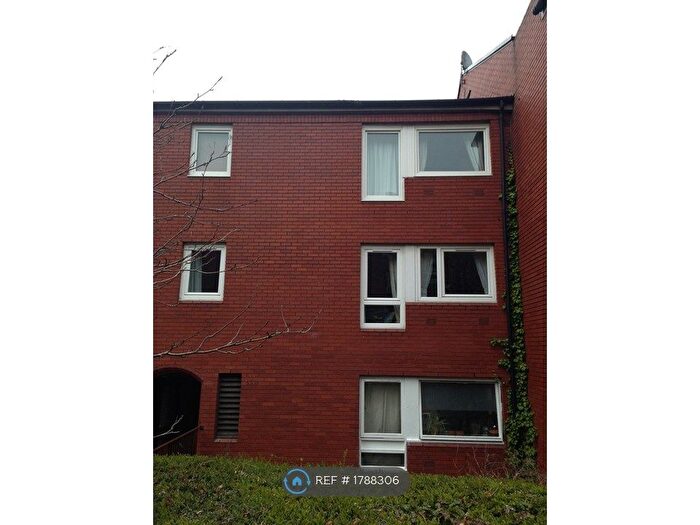 2 Bedroom Flat To Rent In Buccleuch Street, Glasgow, G3