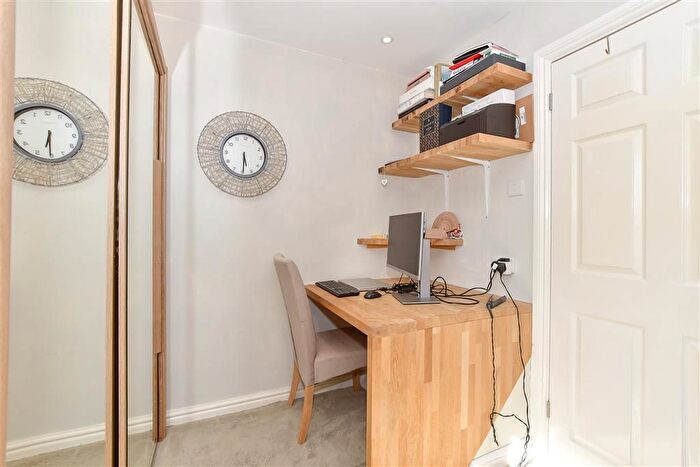 2 Bedroom End Of Terrace House For Sale In Sunburst Close, Marden, Tonbridge, Kent, TN12