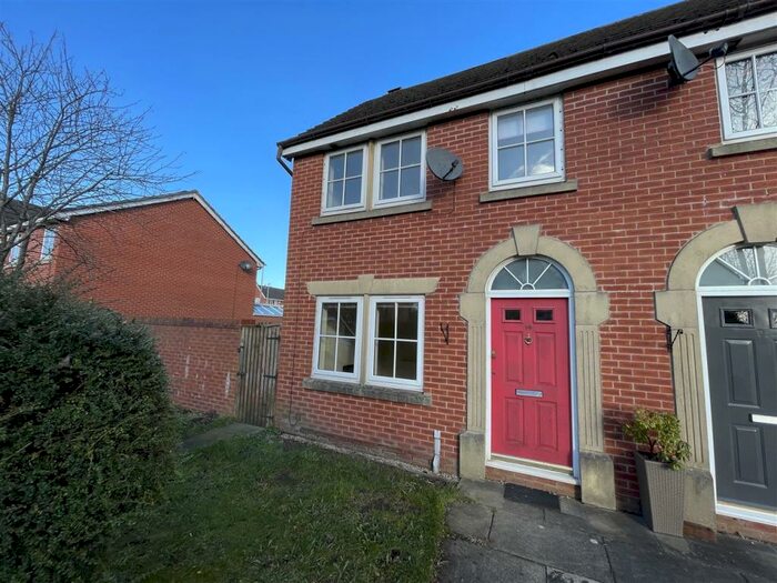 2 Bedroom End Of Terrace House To Rent In Marlow Court, Adlington, PR7