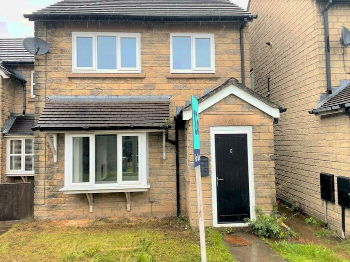 3 Bedroom Semi-Detached House To Rent In The Spindles - Mossley, OL5