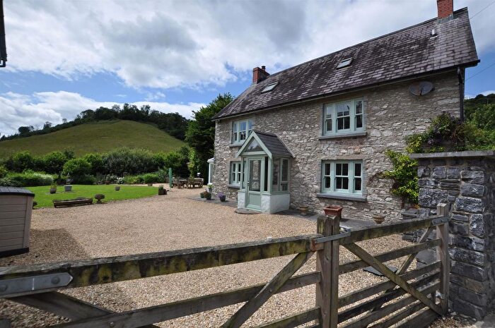 4 Bedroom Detached House For Sale In Gellywen, Carmarthen, SA33