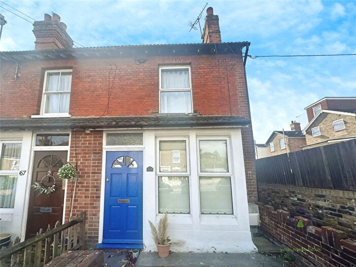 3 Bedroom End Terrace House To Rent In Whitmore Street, Maidstone, Kent, ME16