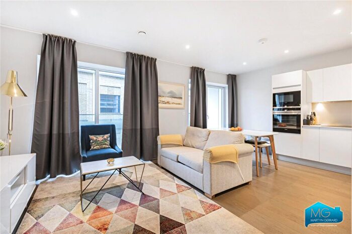 1 Bedroom Apartment For Sale In York Way, London, N7