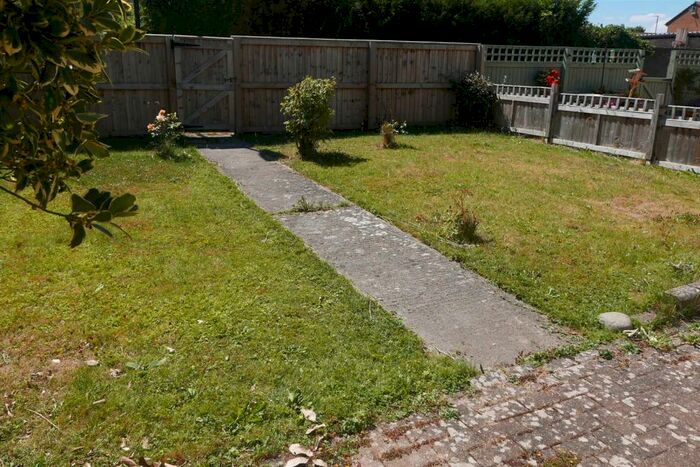 2 Bedroom Semi-Detached Bungalow For Sale In Paynes Meadow, Whitminster, Gloucester, GL2