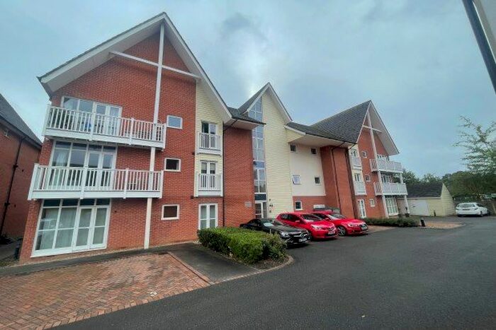 2 Bedroom Flat To Rent In Woodshires Road, Solihull, B92