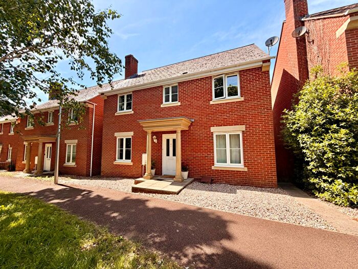 4 Bedroom Detached House To Rent In Heraldry Row, Kings Heath, EX2