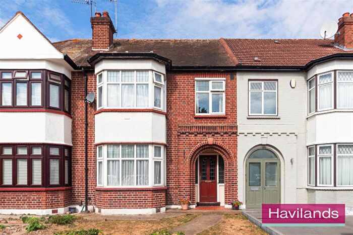 3 Bedroom Terraced House For Sale In The Rowans, London, N13
