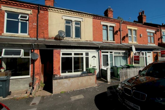 3 Bedroom Terraced House To Rent In Reginald Road, Smethwick, West Midlands, B67