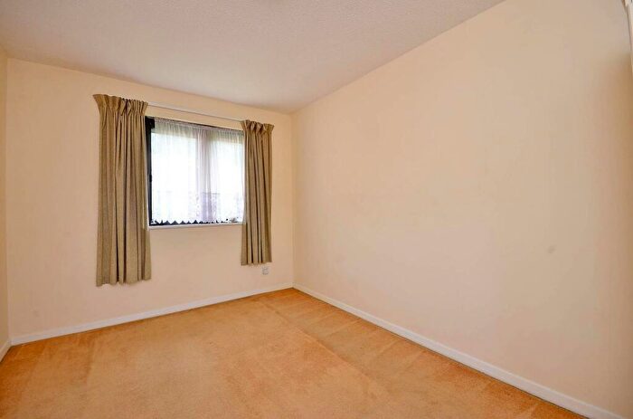 1 Bedroom House To Rent In Howland Way, Canada Water, London, SE16