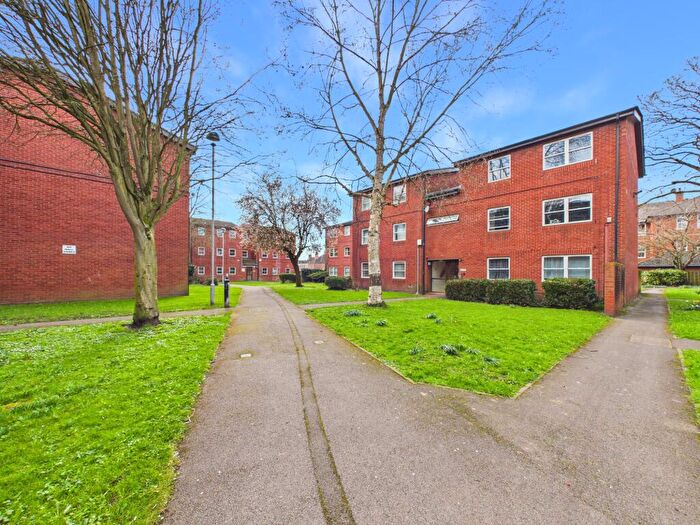 2 Bedroom Apartment For Sale In Friar Gate Court, Derby, DE1