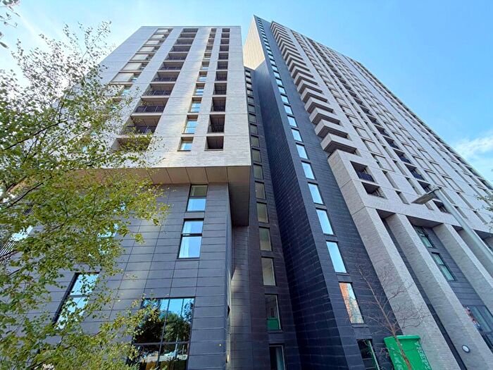 2 Bedroom Apartment For Sale In Regent Road, Manchester, Greater Manchester, M3