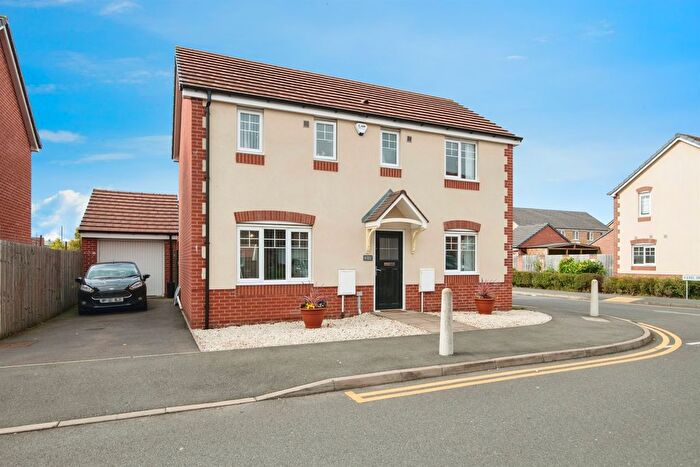 3 Bedroom Detached House For Sale In Eaton Road, Birmingham, B11