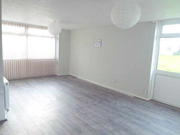 3 Bedroom Semi-Detached House To Rent In Brackenlaw, Gateshead, NE9